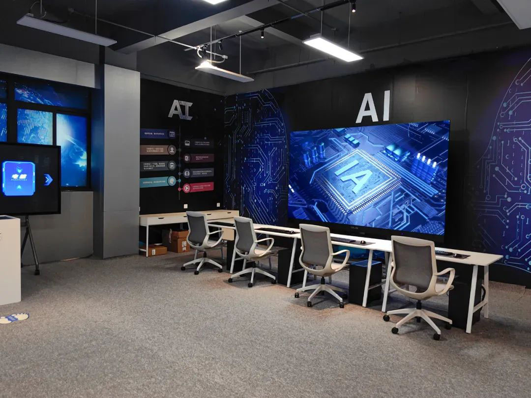 China Education Project – CLT F-Board Supports AI and VR Learning at Wenzhou Experimental School View 2